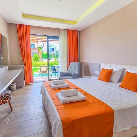 Feniks Hotel Алания Экстерьер фото